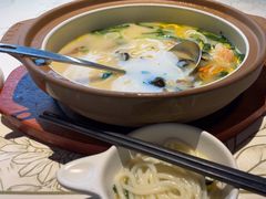 -云海肴·汽锅鸡·云南菜(天山百盛优客店)