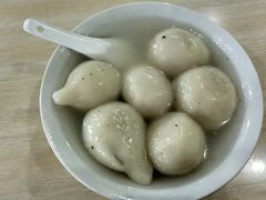 -老西白点心店