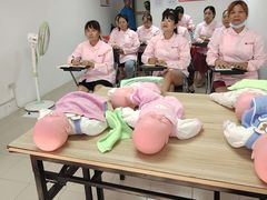 -天鹅到家·保姆月嫂育儿嫂(朝阳店)