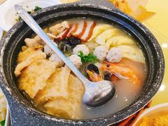 -侬佳蒸菜馆(听潮店)