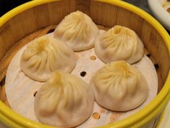 蟹粉汤包-苏帮袁Sue Cuisine(来福士店)