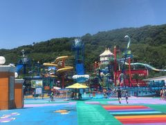 -平湖九龙山乐满地水上乐园