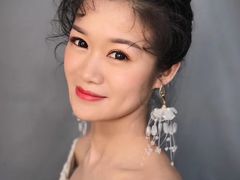 -金夫人化妆摄影职业培训学校