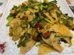 酸菜炒软饼-钟记家菜(红专南路店)