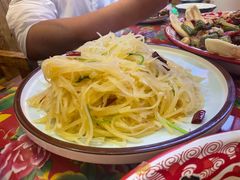 -闯关东东北农家菜(崂山石老人店)