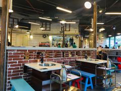 大堂-憨铁匠老火锅(龙岗万科里店)
