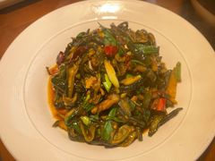 -魏铭鱼头捞饭(晋阳路店)