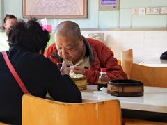 -绿杨馄饨临顿路店