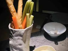 笔筒色拉-穹六人间 people 6(岳阳路店)