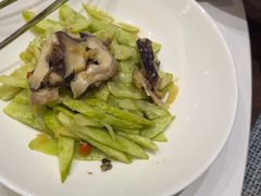 -小渔莊•地道胶东菜(旅游路万象省博物馆店)