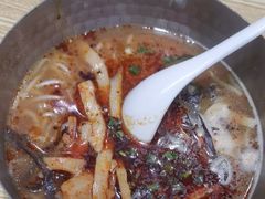 -魔都三兄弟酸辣粉·蘸卤炸串(虹桥万科店)