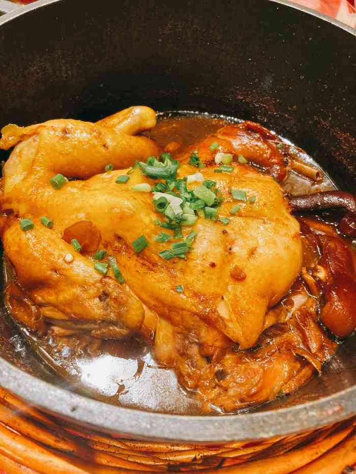 鸡毛换糖粗菜馆(江东店)-"鸡毛换糖粗菜馆,在这一带店铺不少.看见的.