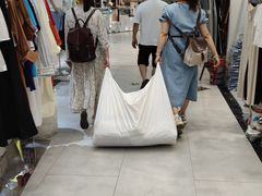 -广州壹马服装广场