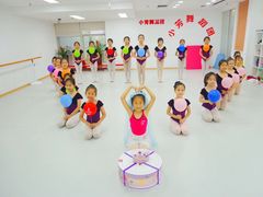 -小芳舞蹈团·少儿舞蹈·中国舞(龙江校区)