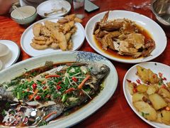 -芦茨金富饭庄·25年老字号·专做稻草鸡