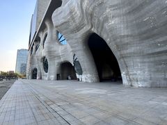 -证大喜玛拉雅中心