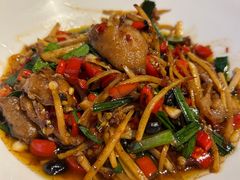 -铜锣湾·有麝自然香(重庆新天地店)