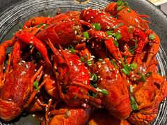 -肥肥虾庄·金牌油焖大虾(汉口城市广场店)