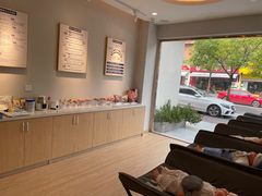 -姆爱自营月嫂(松江店)