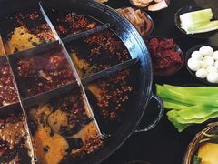 -岗上渣渣老火锅(两路口店)