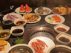 -钱小奴海鲜自助黑金店(杭州滨江龙湖店)