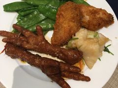 -东方红海鲜百汇(国际大厦店)