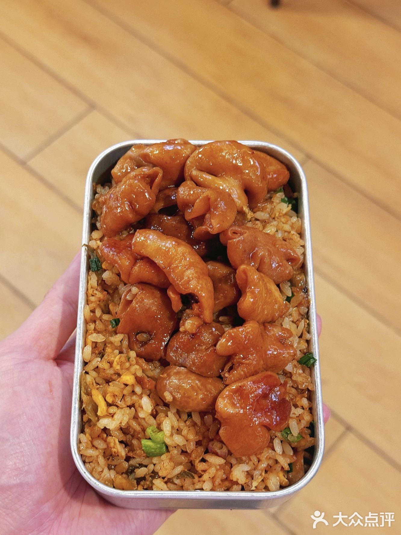 谁懂！竟然在肥肠煲里面吃到“卫生纸”