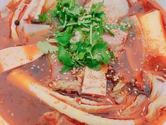 -成都你六姐·牛肉冒菜·麻辣香锅(长泰广场店)