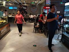 -盒马X会员店(王府井奥莱UP TOWN店)