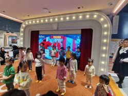 -奈尔宝家庭中心·亲子餐厅(北京东坝万达店)