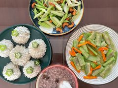 -葱妈母婴医护月嫂中心(浦东店)