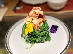北极贝裙边拼龙须菜-滋色臻选川菜(北京坊旗舰店)