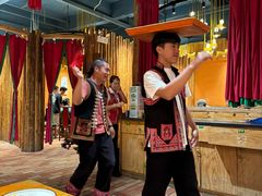 -老滇山寨•云南特色菜•地方菜•民族风情歌舞表演(金碧店)