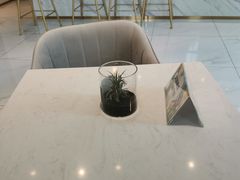 餐具摆设-Fridi Patisserie Cafe