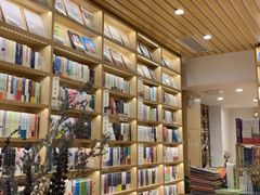 -猫的天空之城概念书店(景德镇陶溪川店)