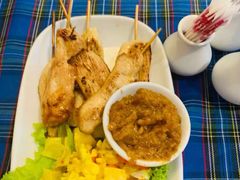 -Dang restaurant (patong phuket)
