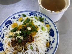-高师傅特色米粉汤包(建设路店)
