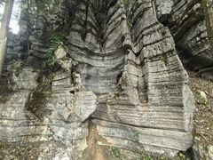 -梭布垭石林景区