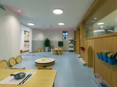 -英伦凯贝国际婴幼儿托育中心(雍湖湾店)