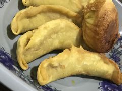 -老新隆牛肉锅贴(新街口店)
