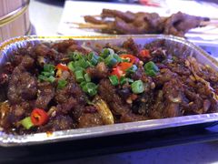 -红盔侠小龙虾(海宁银泰店)