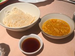 大闸蟹蟹黄拌面-成隆行·蟹王府(淮海店)