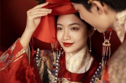 -挪娅婚纱摄影皇家会所