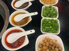 -丫丫汤膳打边炉(宏府408坊店)