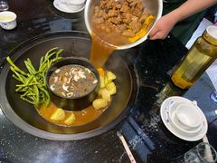 -粘豆包铁锅炖二部(温泉街店)