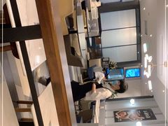 -港丽餐厅(高德置地店)