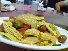 乐乐烧三鲜-乐乐餐厅(湘子庙街店)