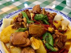 新疆大盘鸡-新疆巴州金丝特餐厅(大钟寺店)