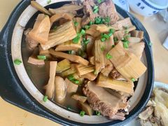 小笋炖排骨-老太婆饭店(新富路店)