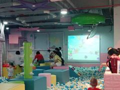 -星舰梦航(广百广场荔胜店)